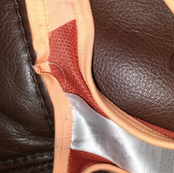 Adidas sports bra - Picture 7 of 9